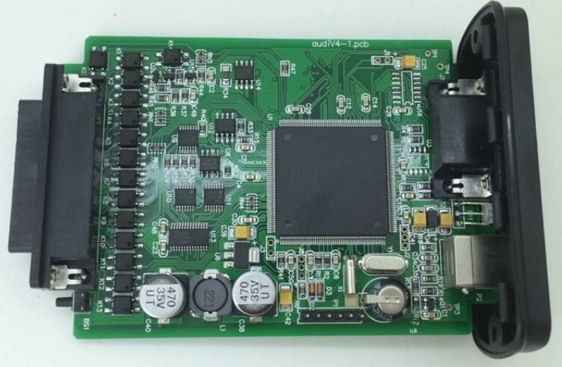 Front view of the original green FVDI circuit board with its connectors and main MCU.